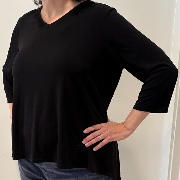 🎁 Holiday Special, 2/$40, 3/$48 🎁 black tunic, 3/4 sleeves, high-low hem, XL - Picture 2 of 7